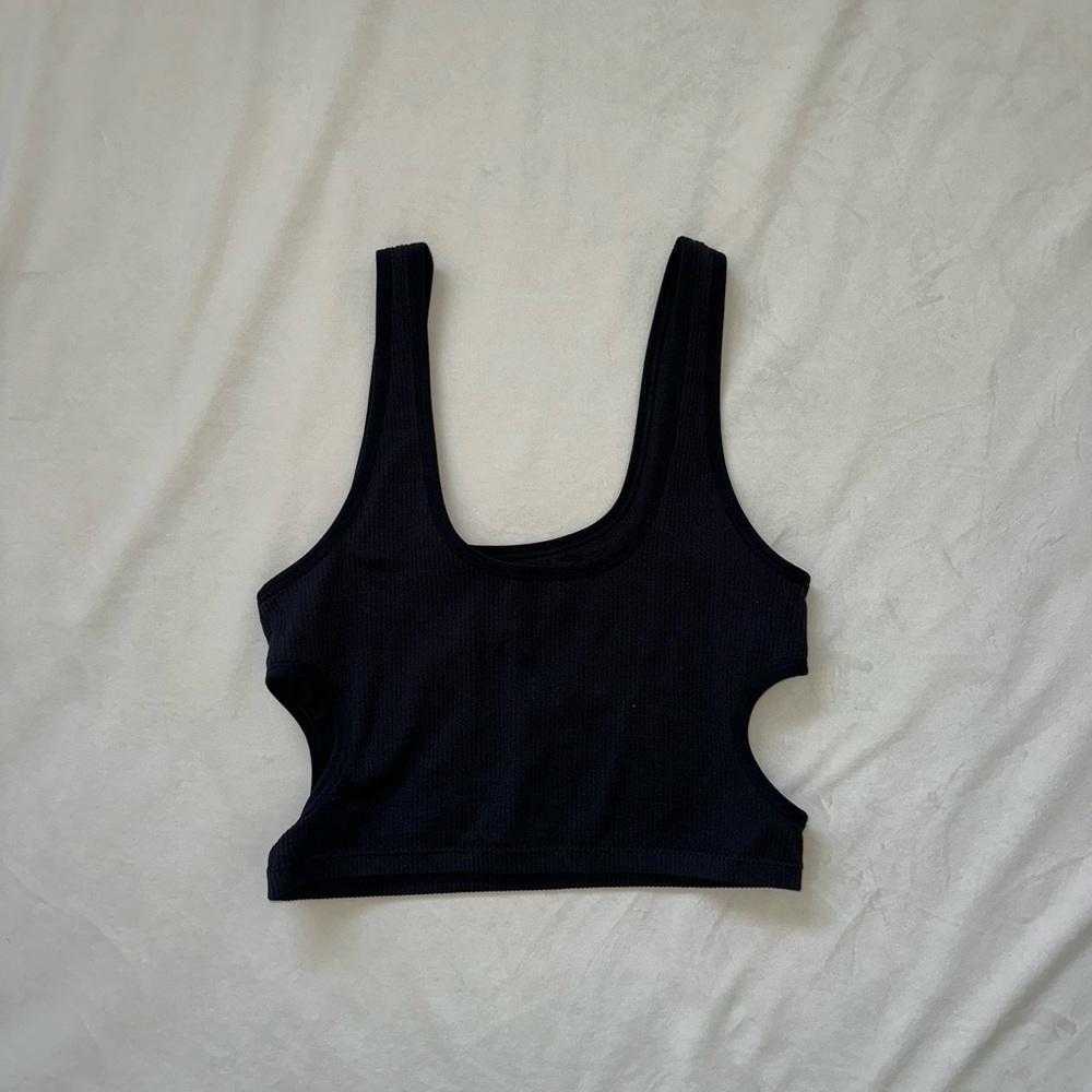 Garage Side Cutout Tank